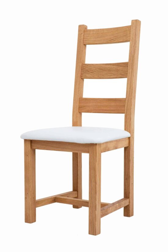 Dubová olejovaná stoličky Ladder Back biela koženka