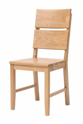 Dubová stolička Karla lakovaná