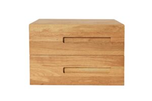 Dubový noční stolek Palermo L je to exkluzivní kousek s dokonalým spojením elegance, pohodlí a kvality.