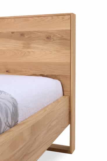 Dubová masívna posteľ Monaco 180x200 cm (viac variantov veľkostí) 10