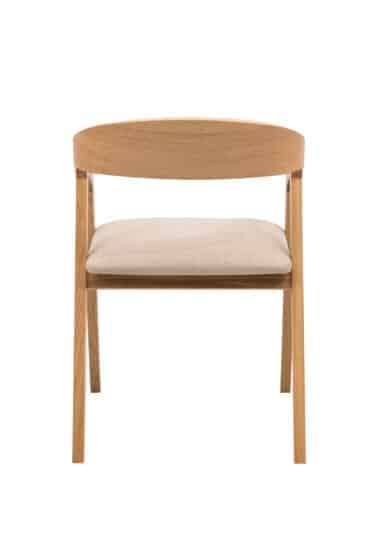 Židle s područkami Freja je investici do kvality, stylu a pohodlí, které přetrvá po mnoho let. Dopřejte si a svému prostoru to nejlepší.