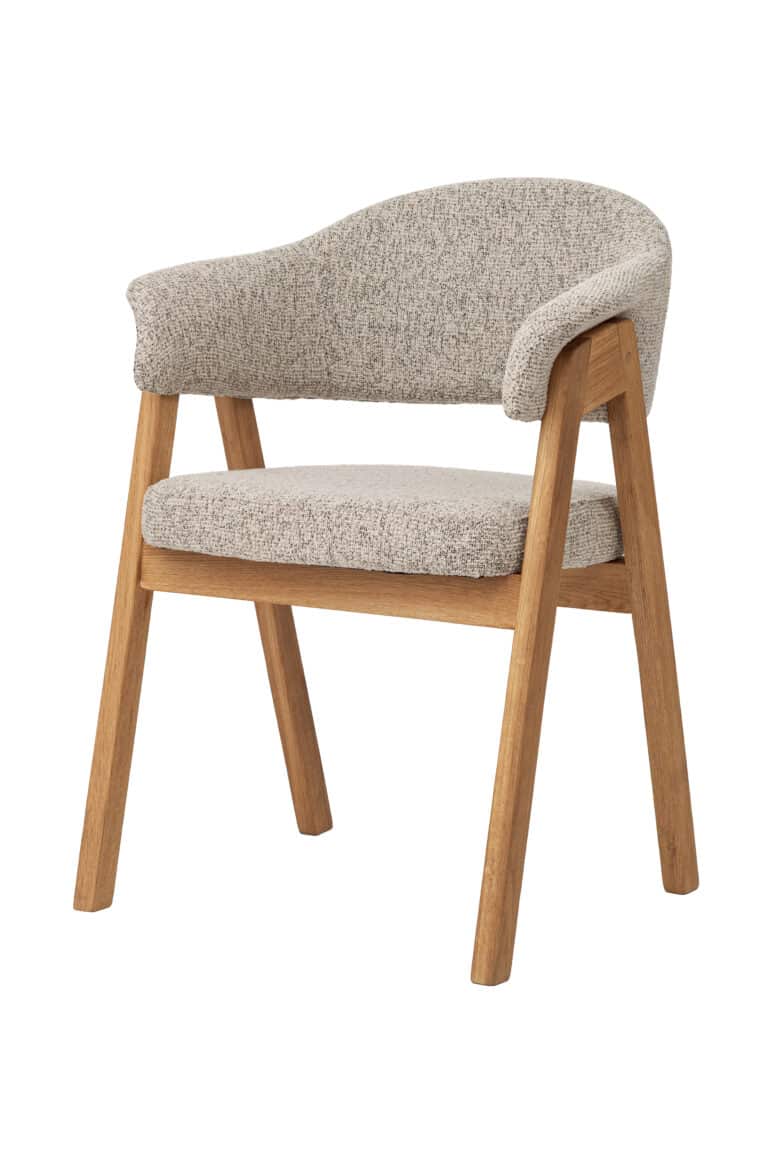 Dubové kresielko Mona zaujme nielen svojím vzhľadom, ale aj funkčnosťou. Ide o praktický kus nábytku, ktorý nájde uplatnenie v jedálni, pracovni aj ako samostatný dizajnový prvok v obývacej izbe.