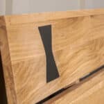Čelo s kovovým dekorom Iron